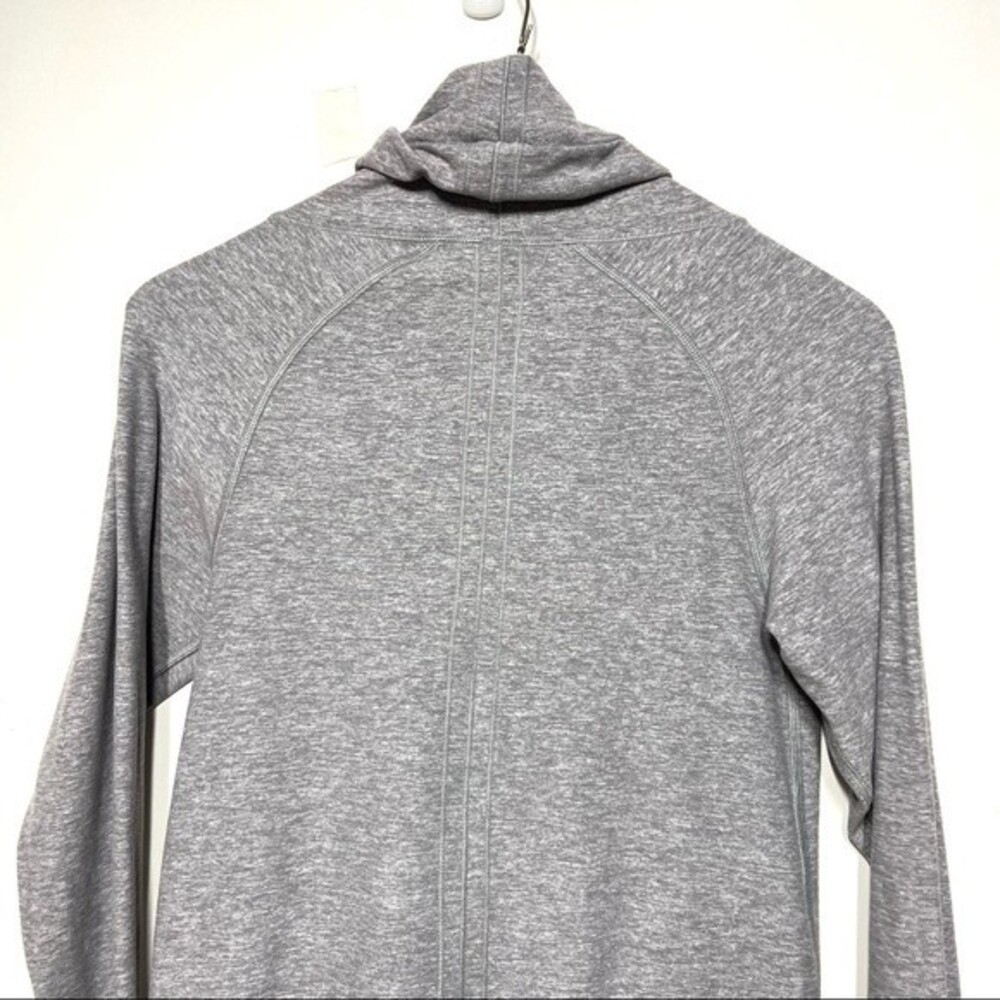 Lululemon Make A Move Long Sleeve in Heathered Battleship 2 - Picture 7 of 11